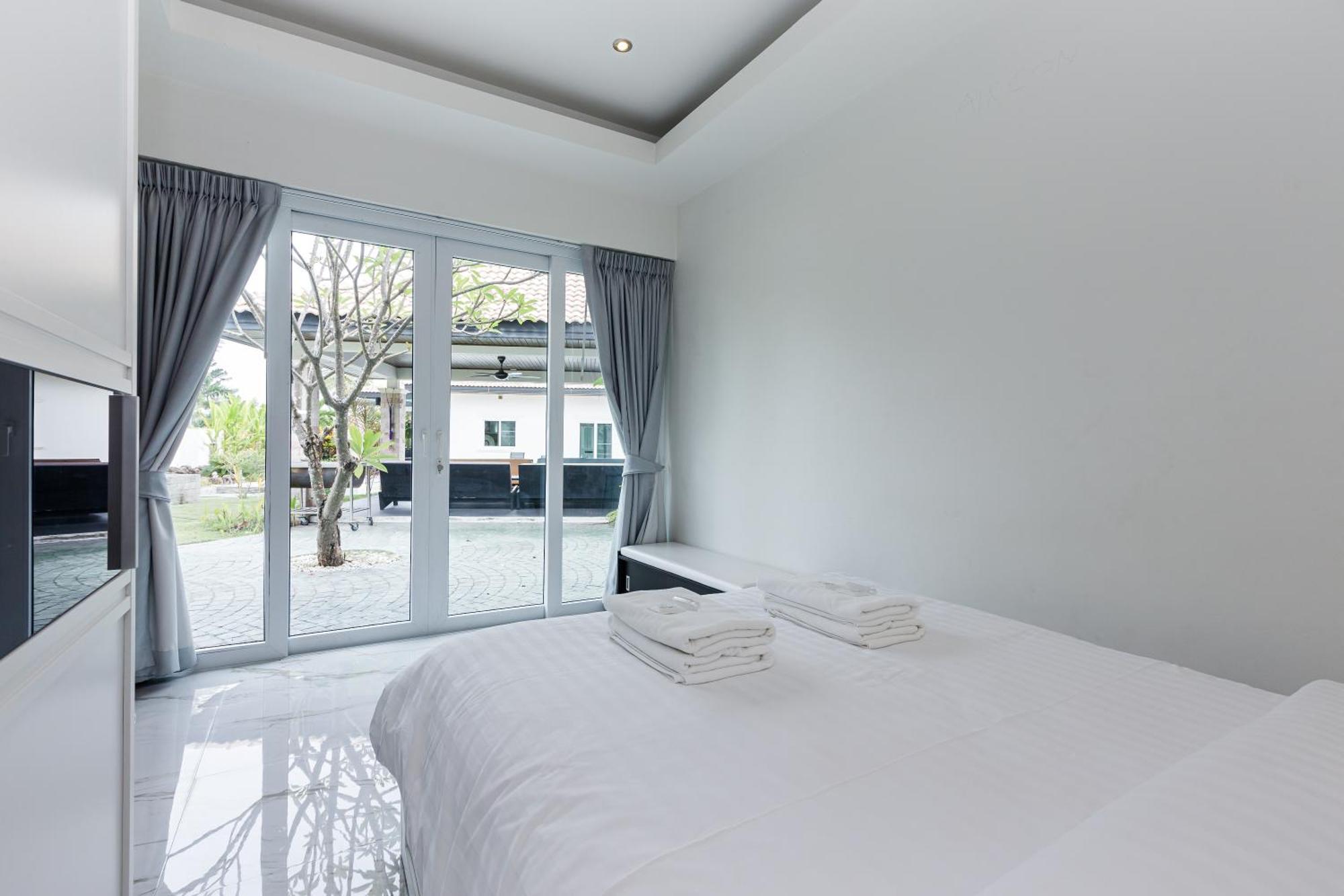 Villa Orchid Paradise Homes *